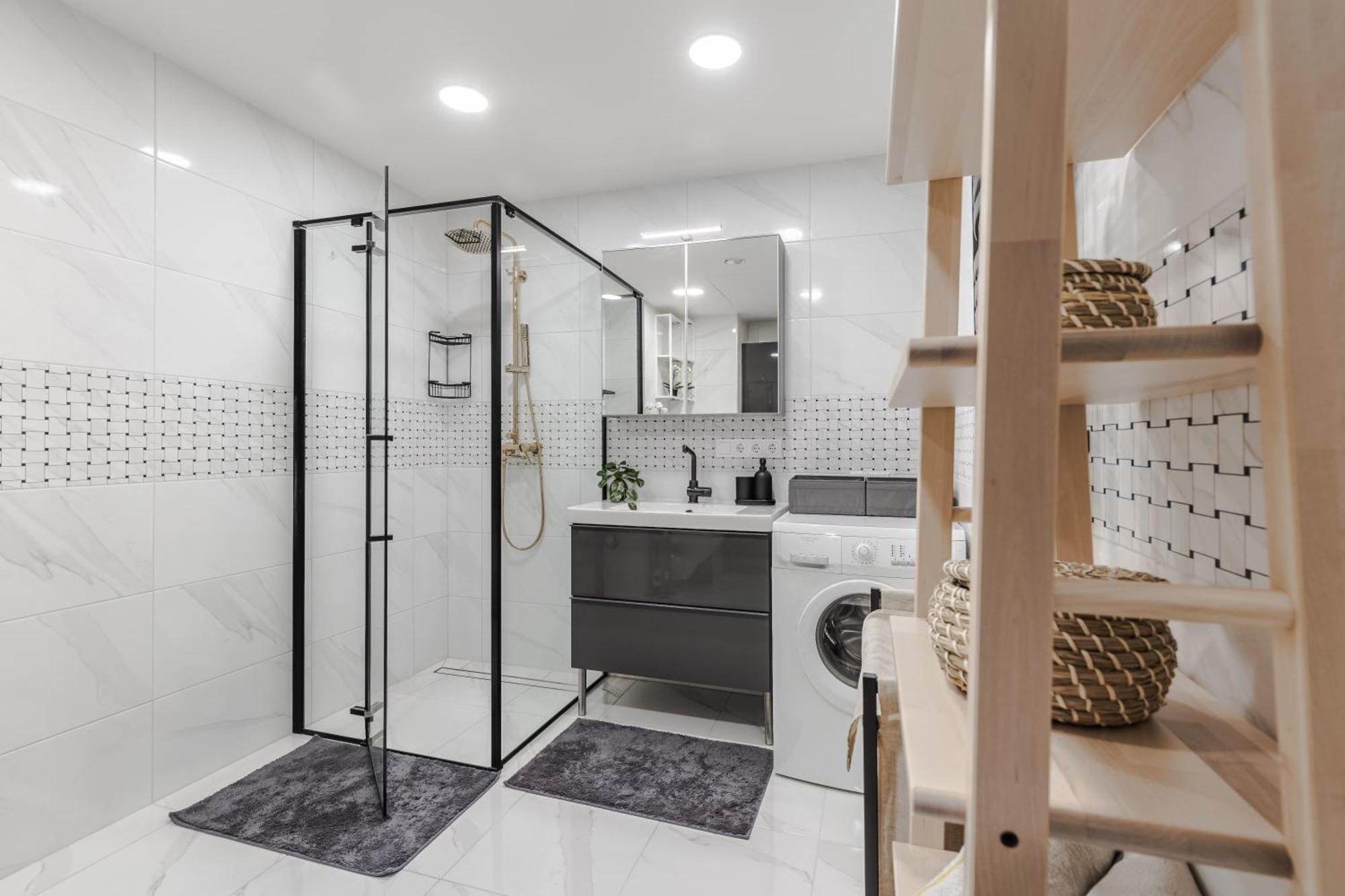 Fantasy House, Cozzy Apartmens, Free Parking, Long Stays Welcome 빌뉴스 외부 사진